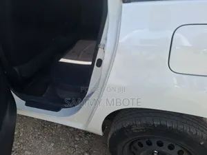 Toyota Probox 1.5 DX 2WD 2019 White