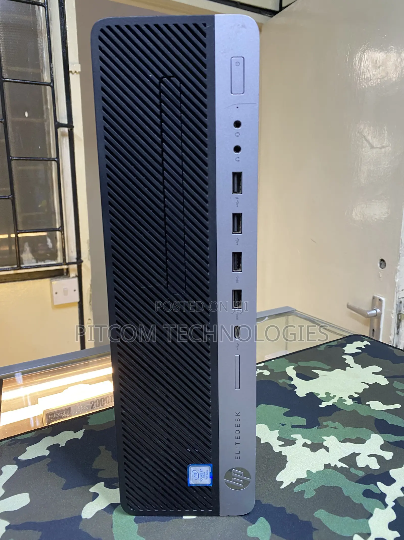 Desktop Computer HP EliteDesk 800 G3 8GB Intel Core i7 SSD 256GB