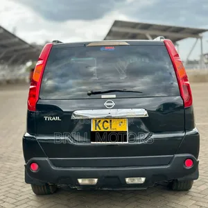Nissan X-Trail 2010 Black