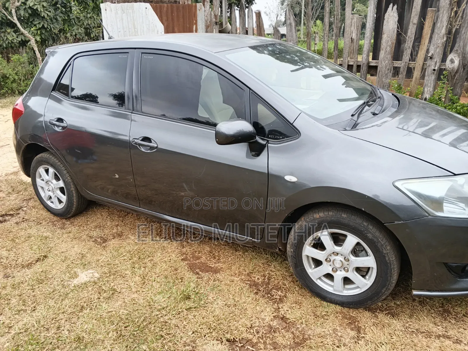 Toyota Auris 1.4 VVTi 2008 Gray
