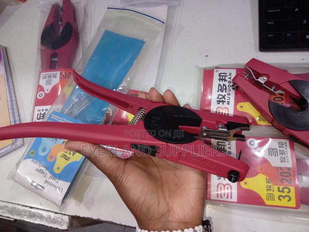 Livestock Identification Applicator - main view
