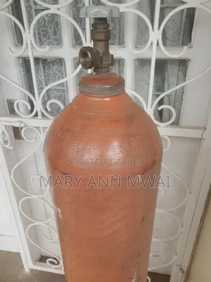 Helium Tank