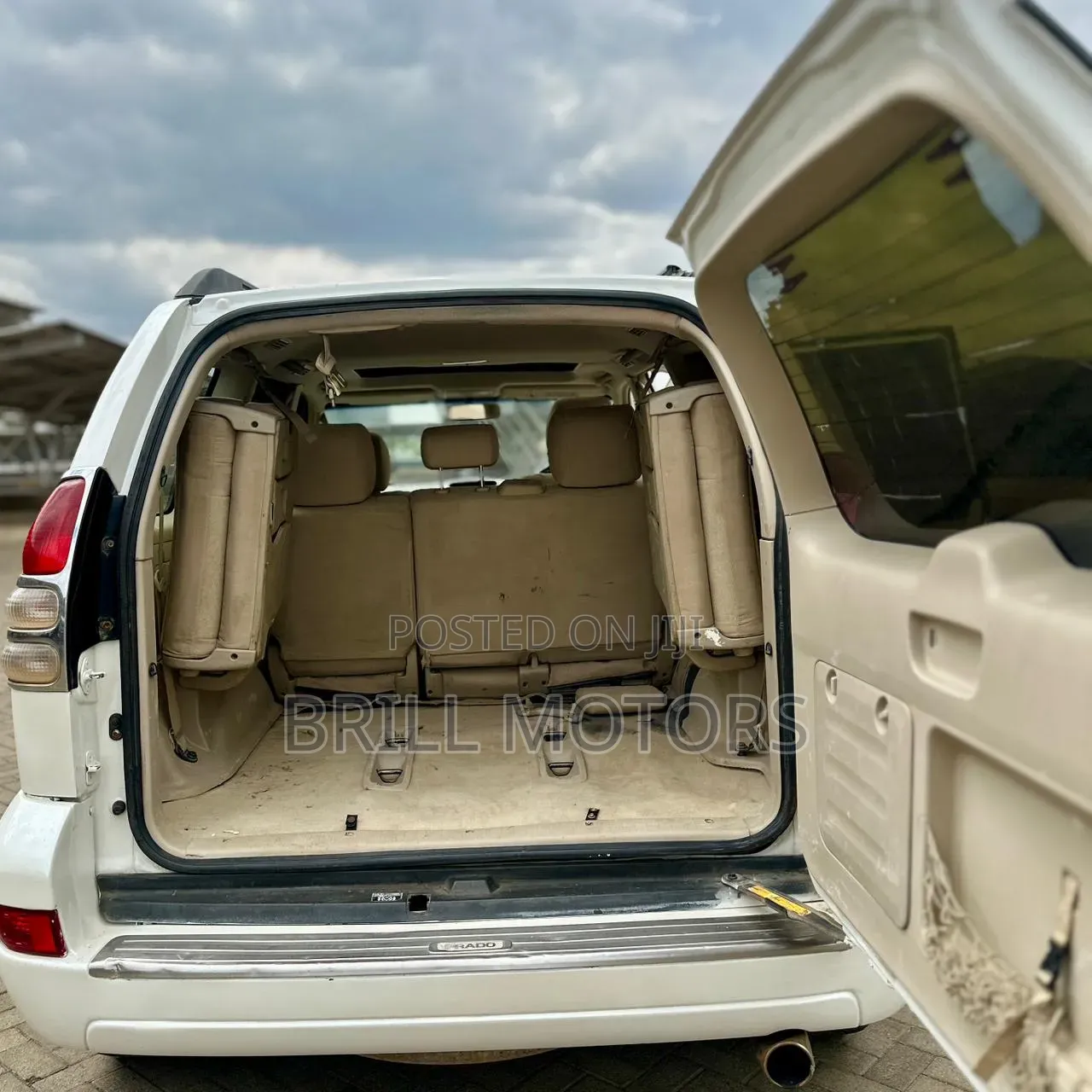 Toyota Land Cruiser Prado 2007 White