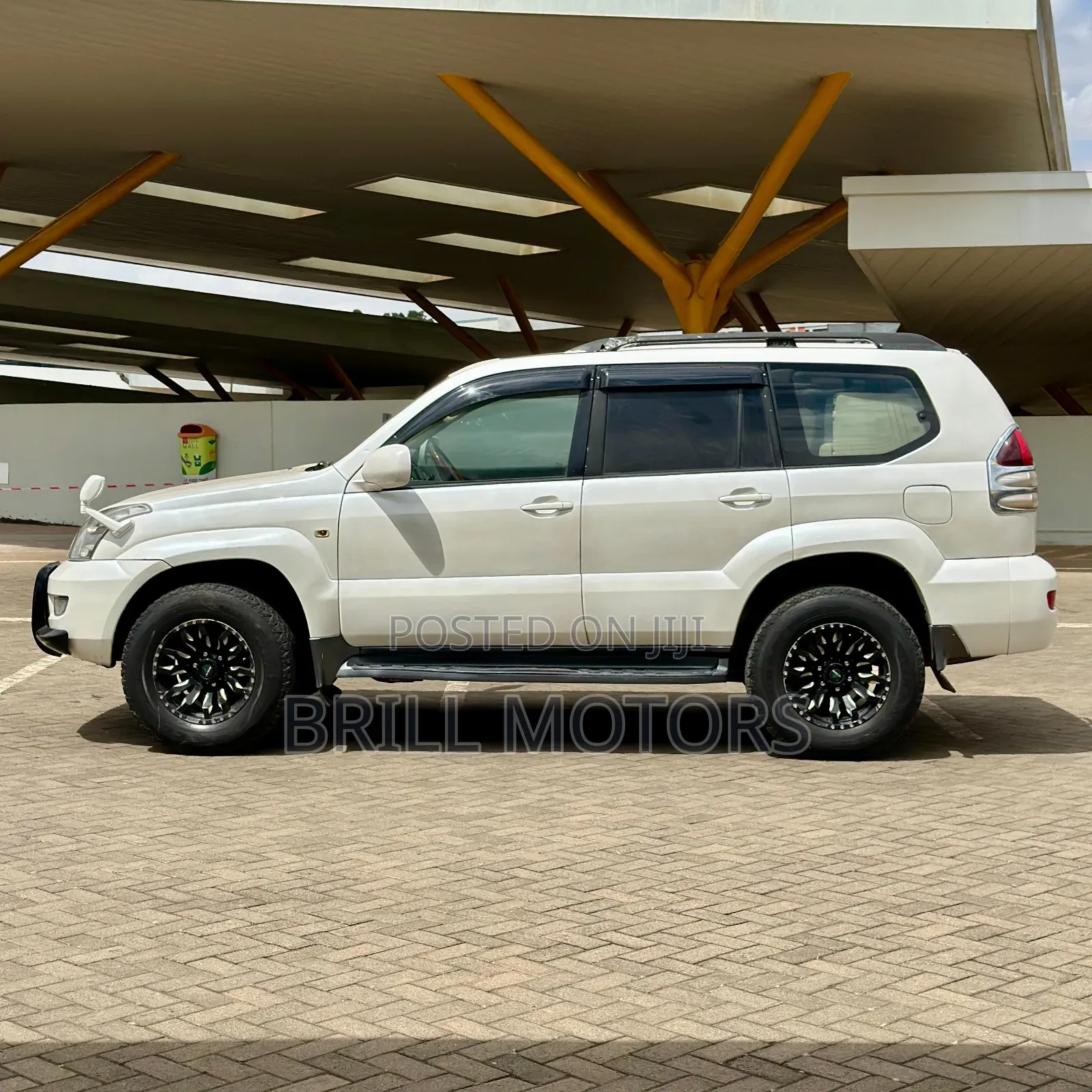Toyota Land Cruiser Prado 2007 White