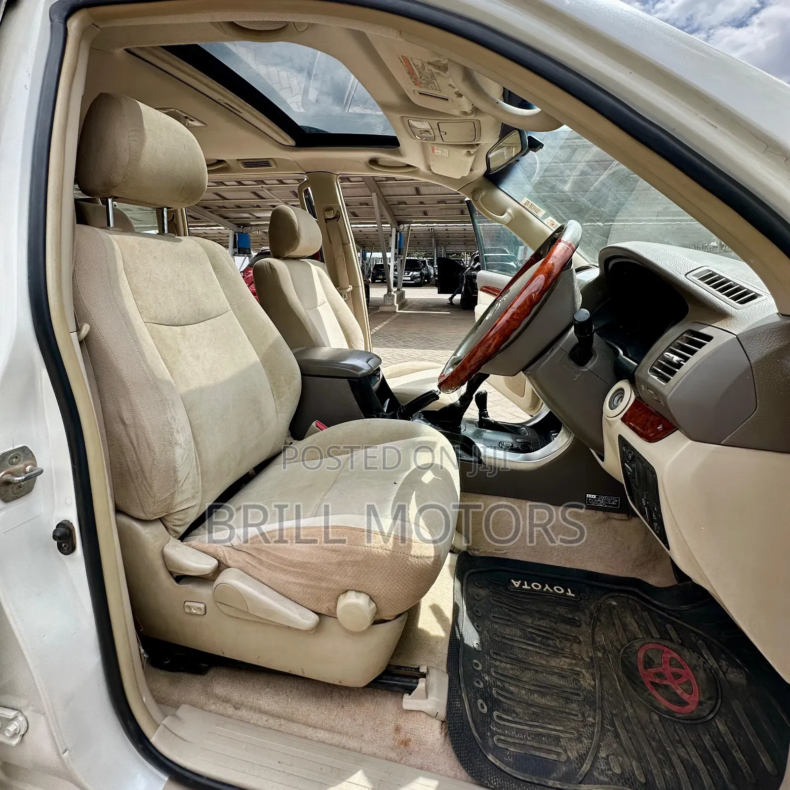 Toyota Land Cruiser Prado 2007 White