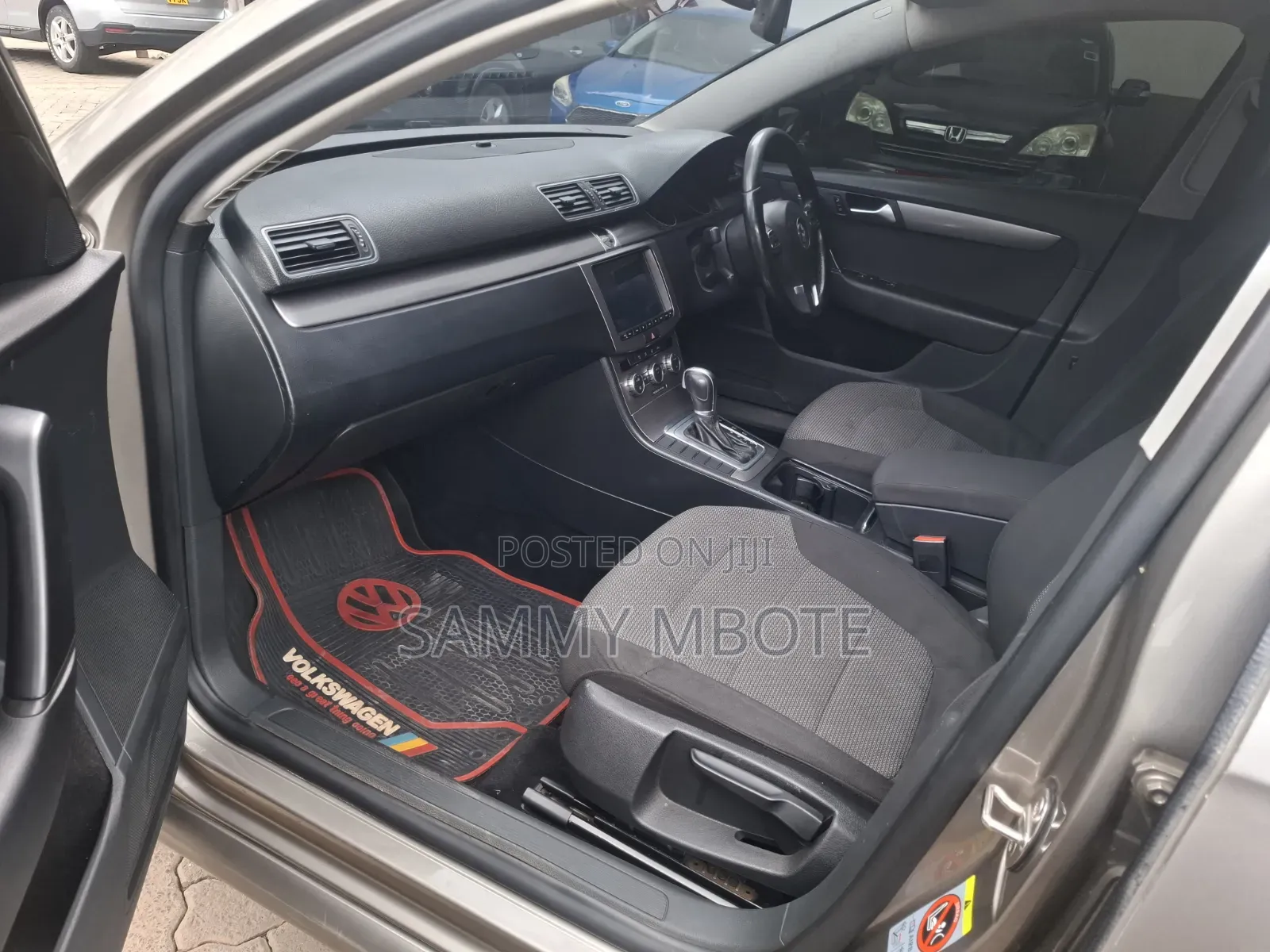 Volkswagen Passat S 4dr Sedan (1.8L 5cyl 5M) 2014 Brown