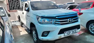 Toyota Hilux 2016 White