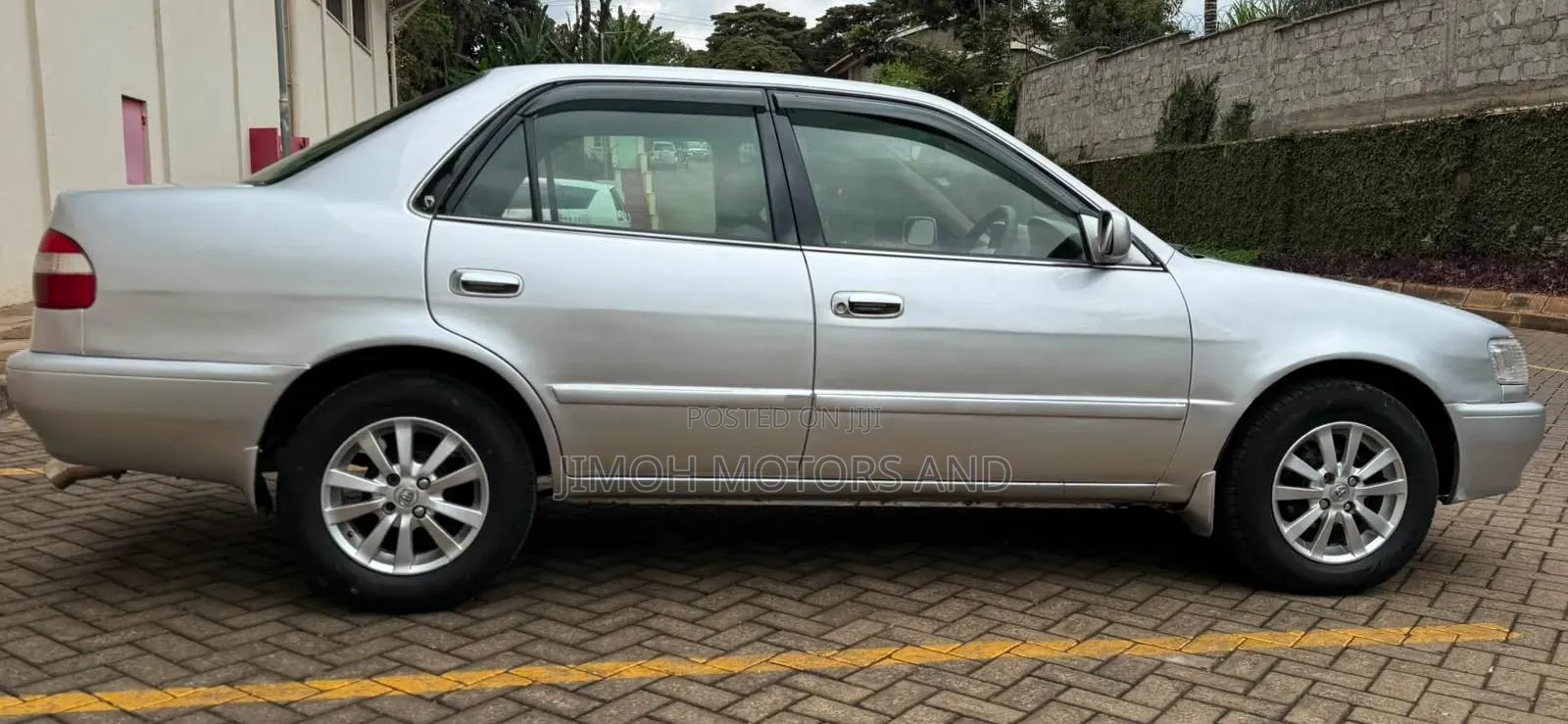 Toyota Corolla 2001 Silver