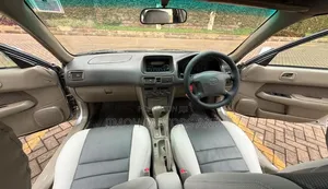 Toyota Corolla 2001 Silver