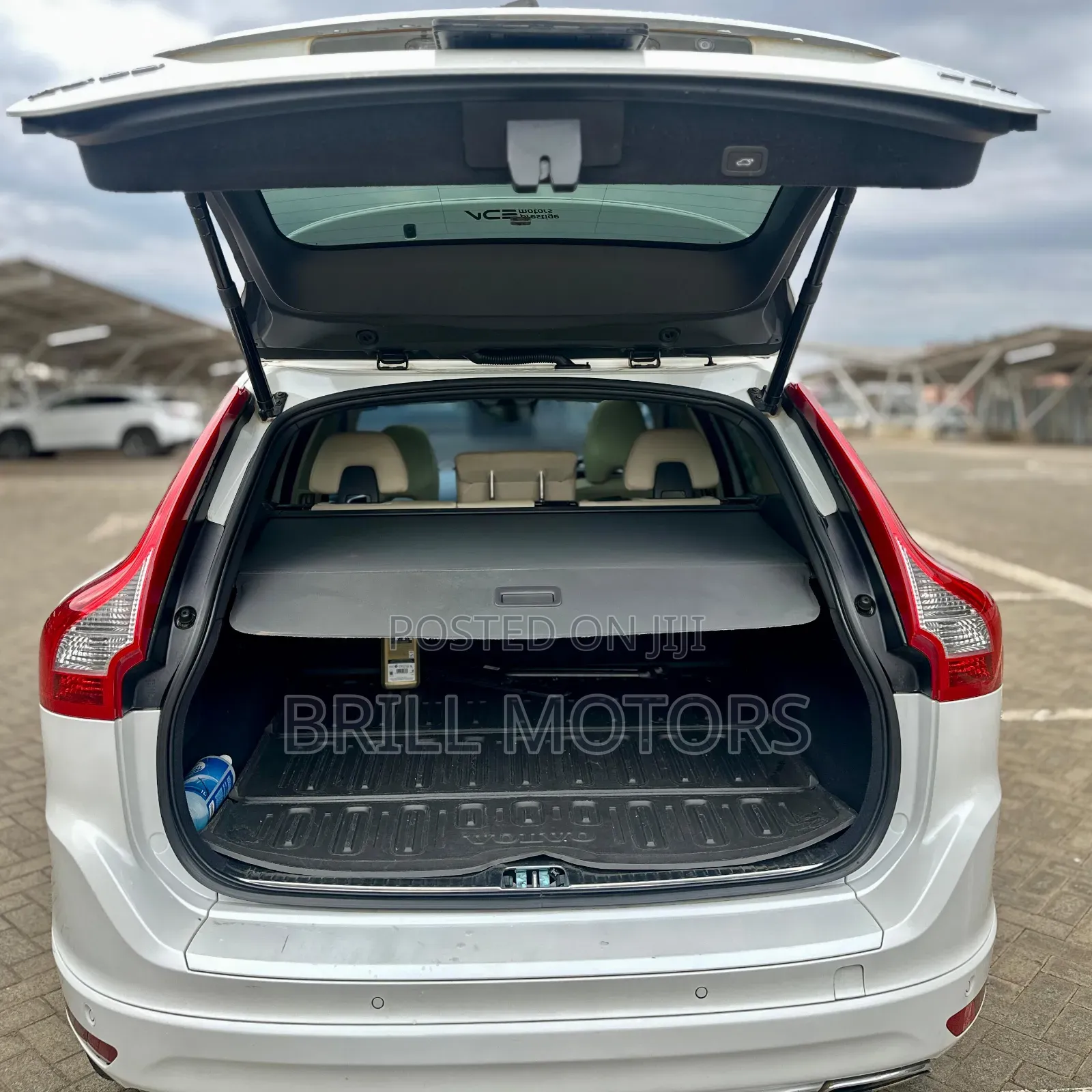 Volvo XC60 2016 White