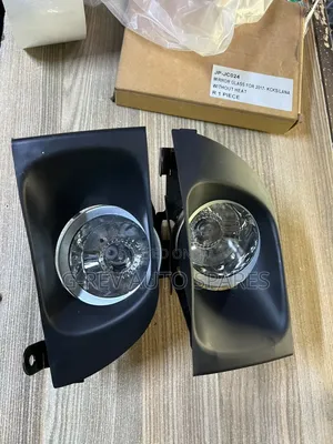 Toyota sUceed Old Model Foglights