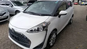 Toyota Sienta 2019 White