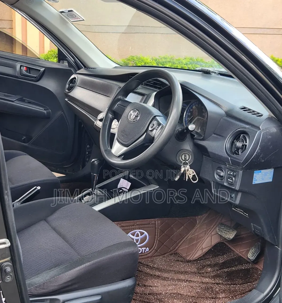 Toyota Corolla Fielder 2016 Black