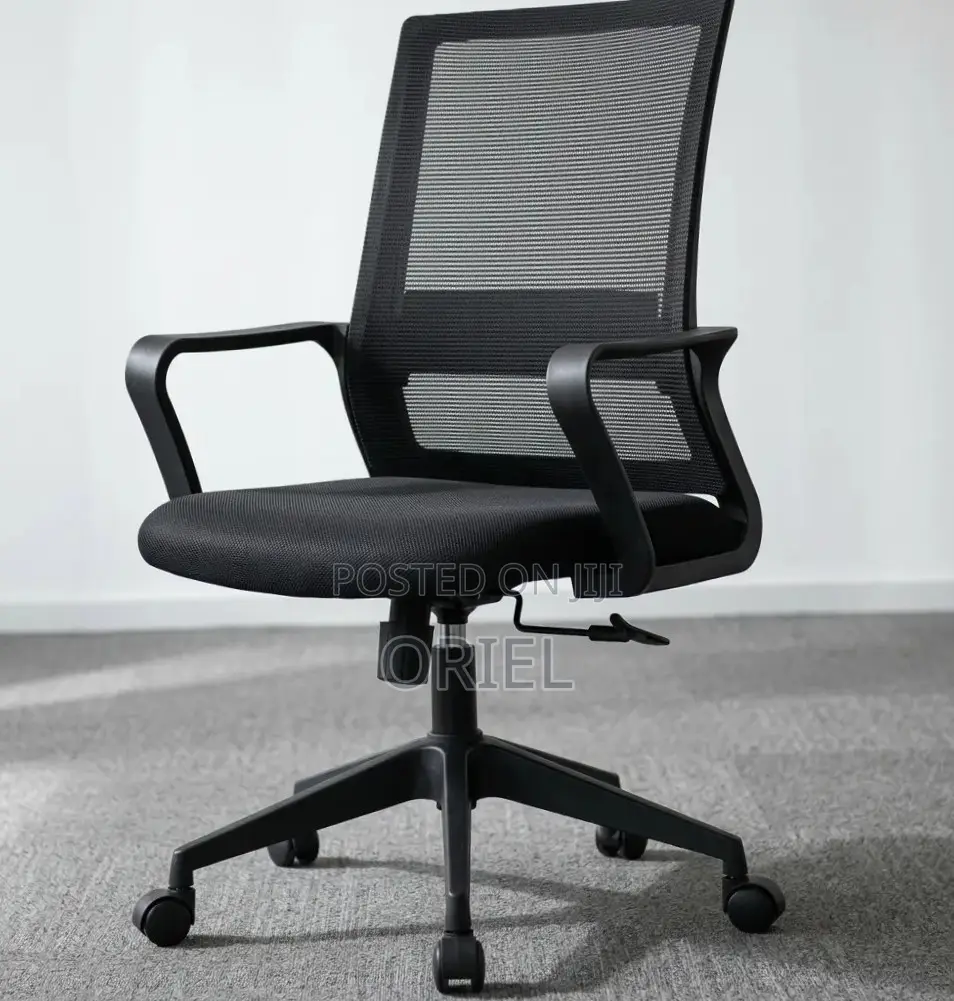 Office Chair : Mesh Mid-Back Swivel Staff Chair