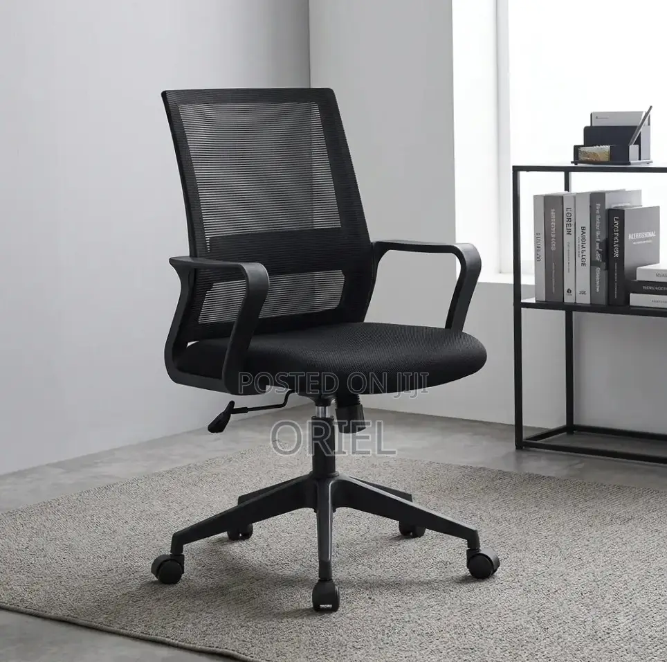 Office Chair : Mesh Mid-Back Swivel Staff Chair