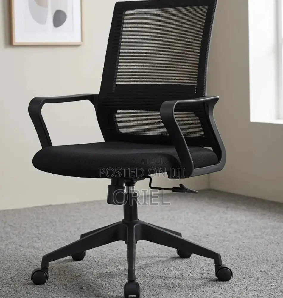 Office Chair : Mesh Mid-Back Swivel Staff Chair
