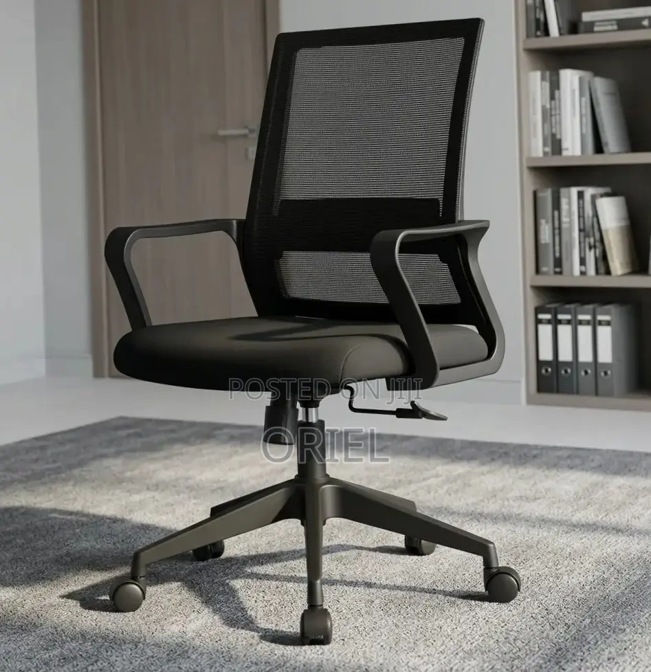 Office Chair : Mesh Mid-Back Swivel Staff Chair