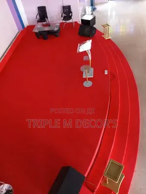 Professional Installation 4mm Red Delta Wall to Wall Carpet