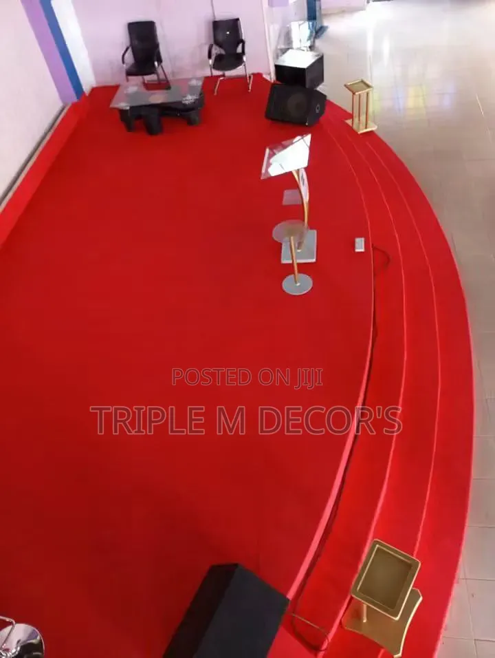 Professional Installation 4mm Red Delta Wall to Wall Carpet