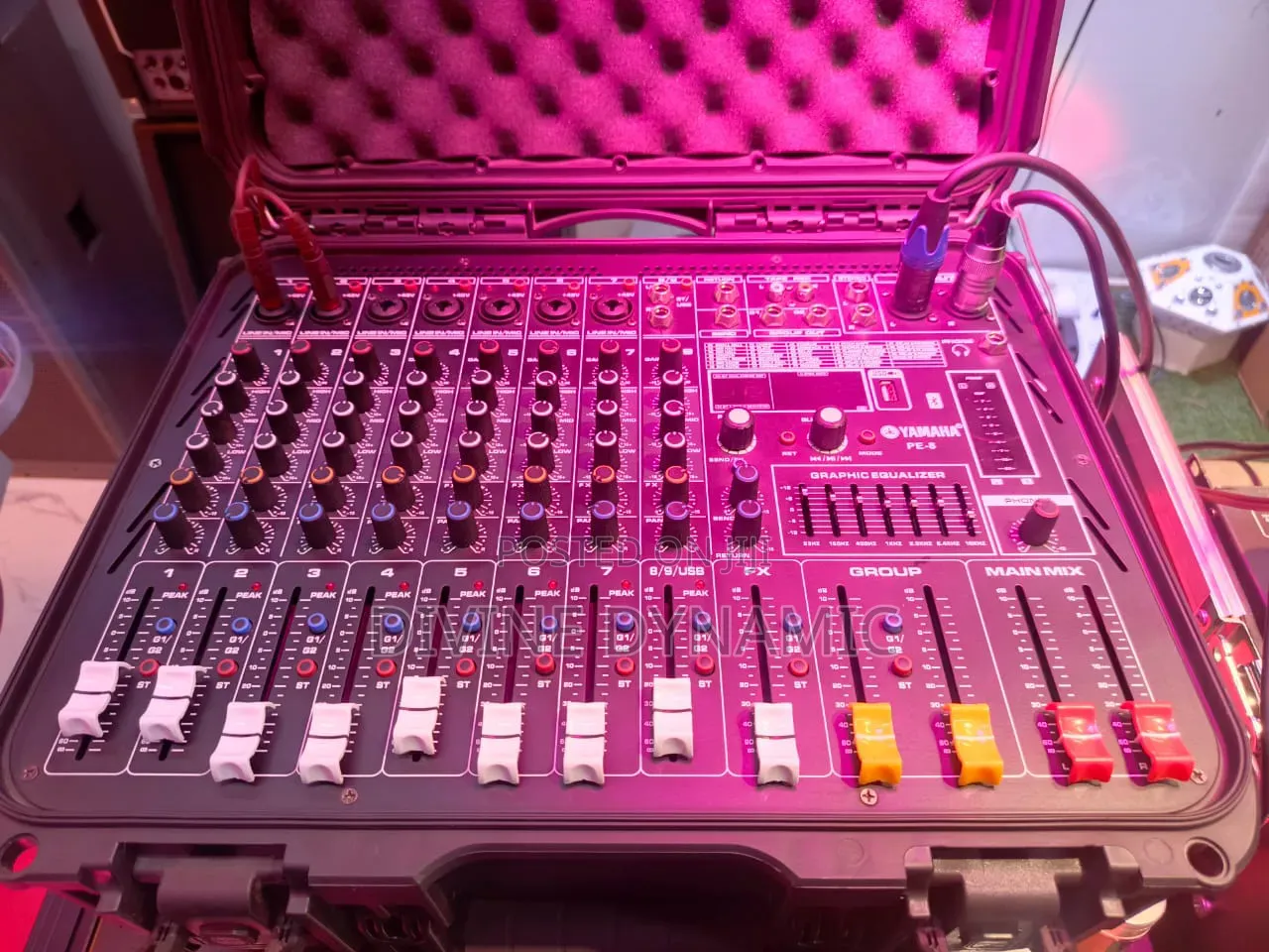 Yamaha PE-8, 8 Channel Mixer
