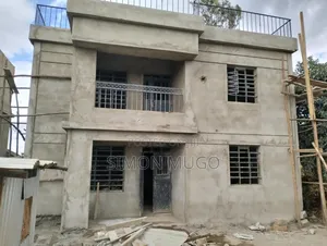 4bdrm Maisonette in Toll Estate for sale