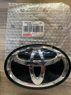 Hilux Revo Front Grill Logo.