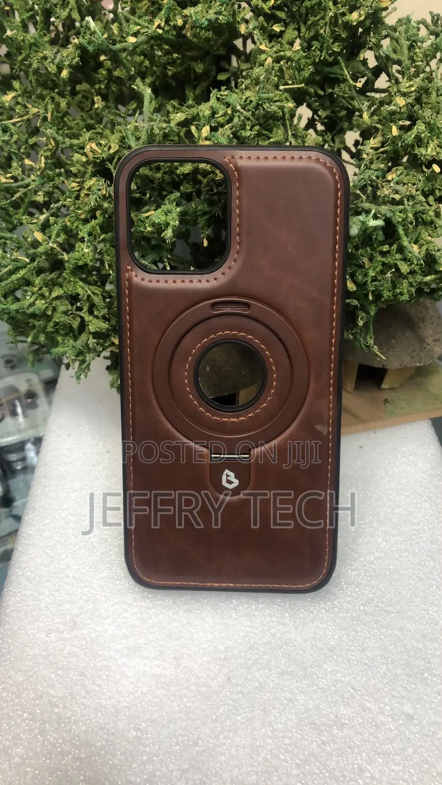 Brown Faux-Leather iPhone 13 Pro Back Case a Circular to Apple Logo