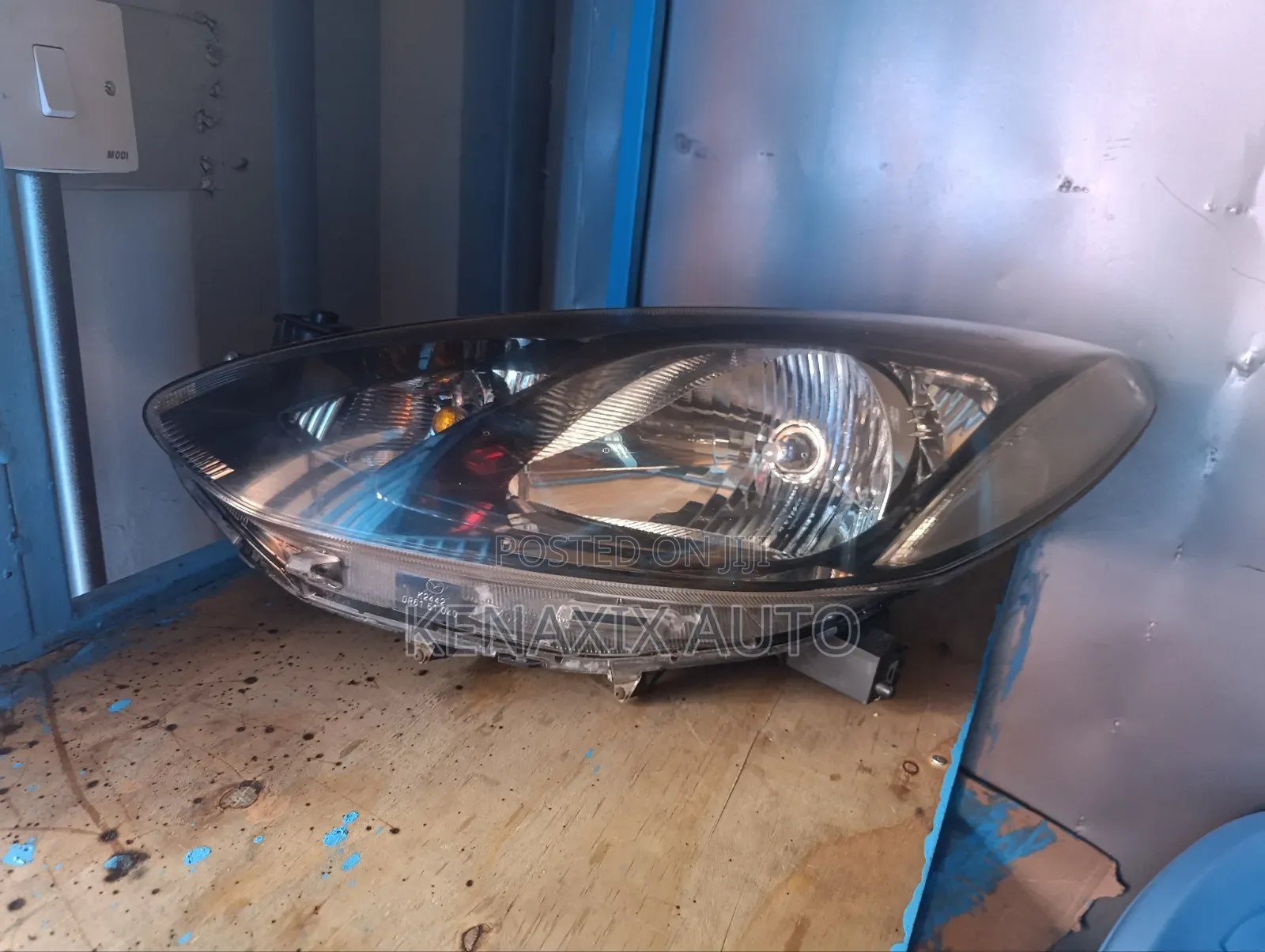Demio 2007-2012 Non-Xenon Headlight