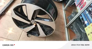 17 Inch Brand New vW Original Rims Set Black Silver
