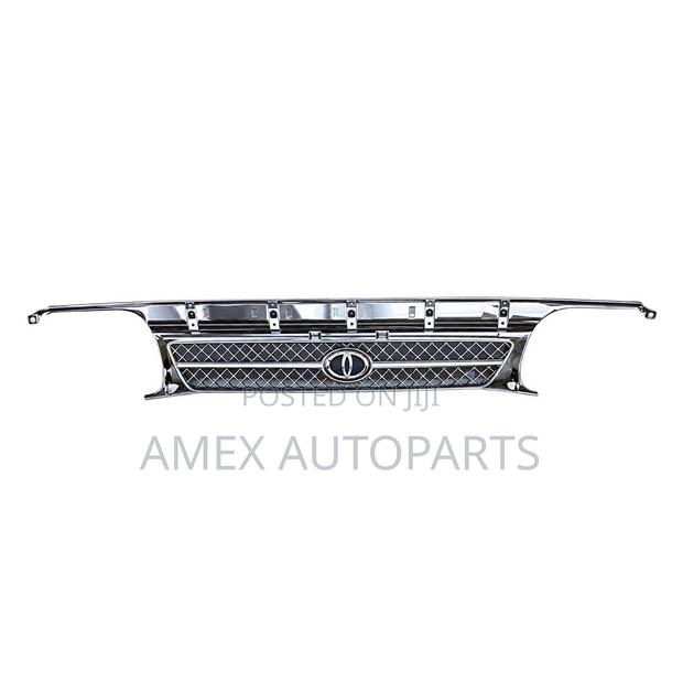 Ront Grille Toyota Hiace Shark 5l Chrome - thumbnail 3