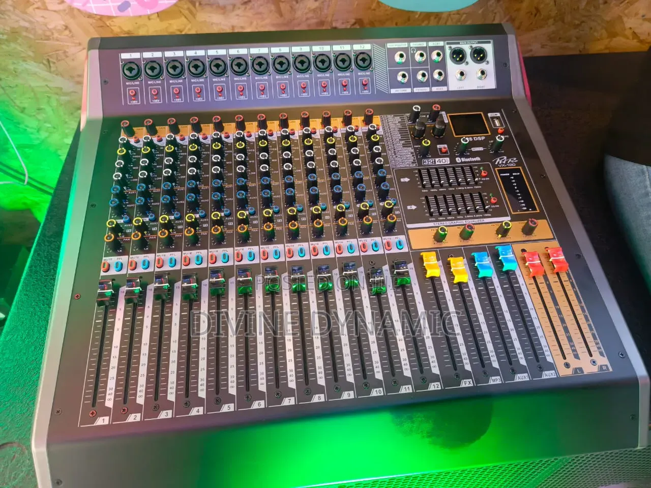 Vx-120 Powered Mixer