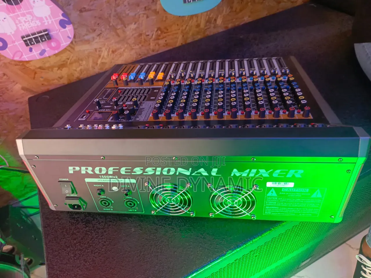 Vx-120 Powered Mixer