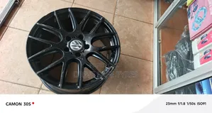 17 Inch Brand New vW Original Rims Set Black