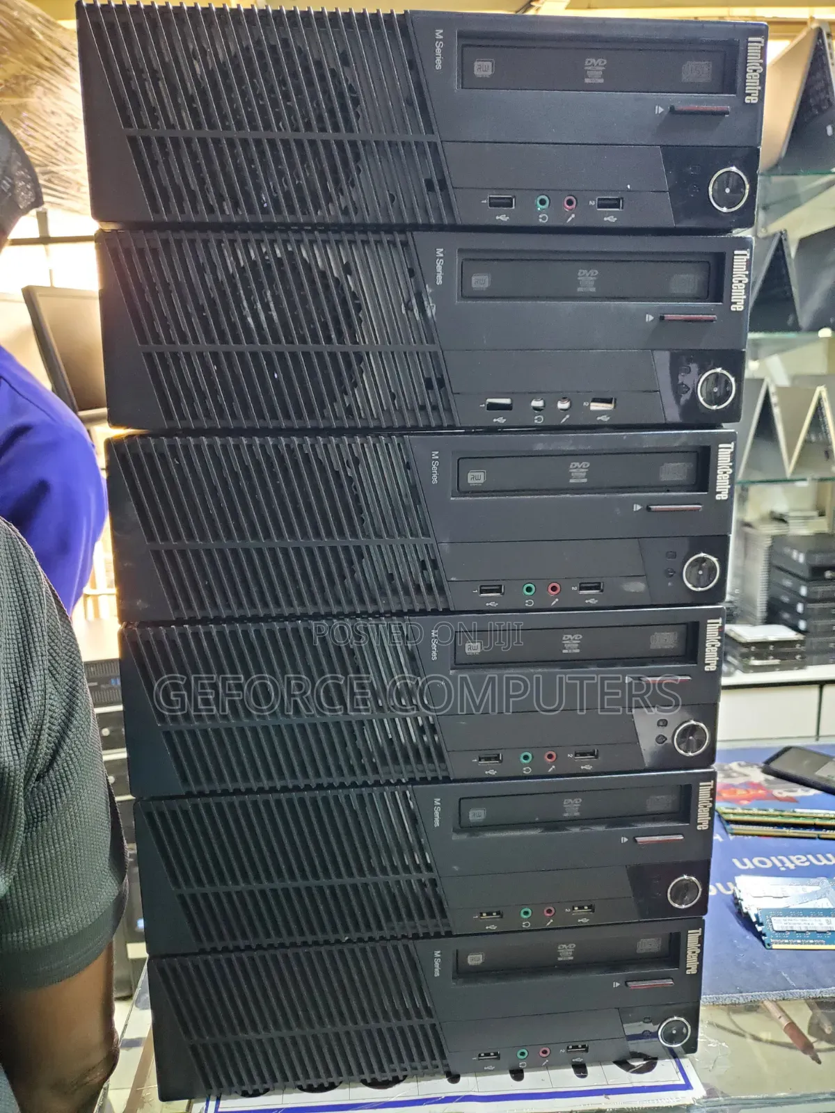 Lenovo ThinkCentre M810z AIO 4GB Intel Core i3 HDD 250GB