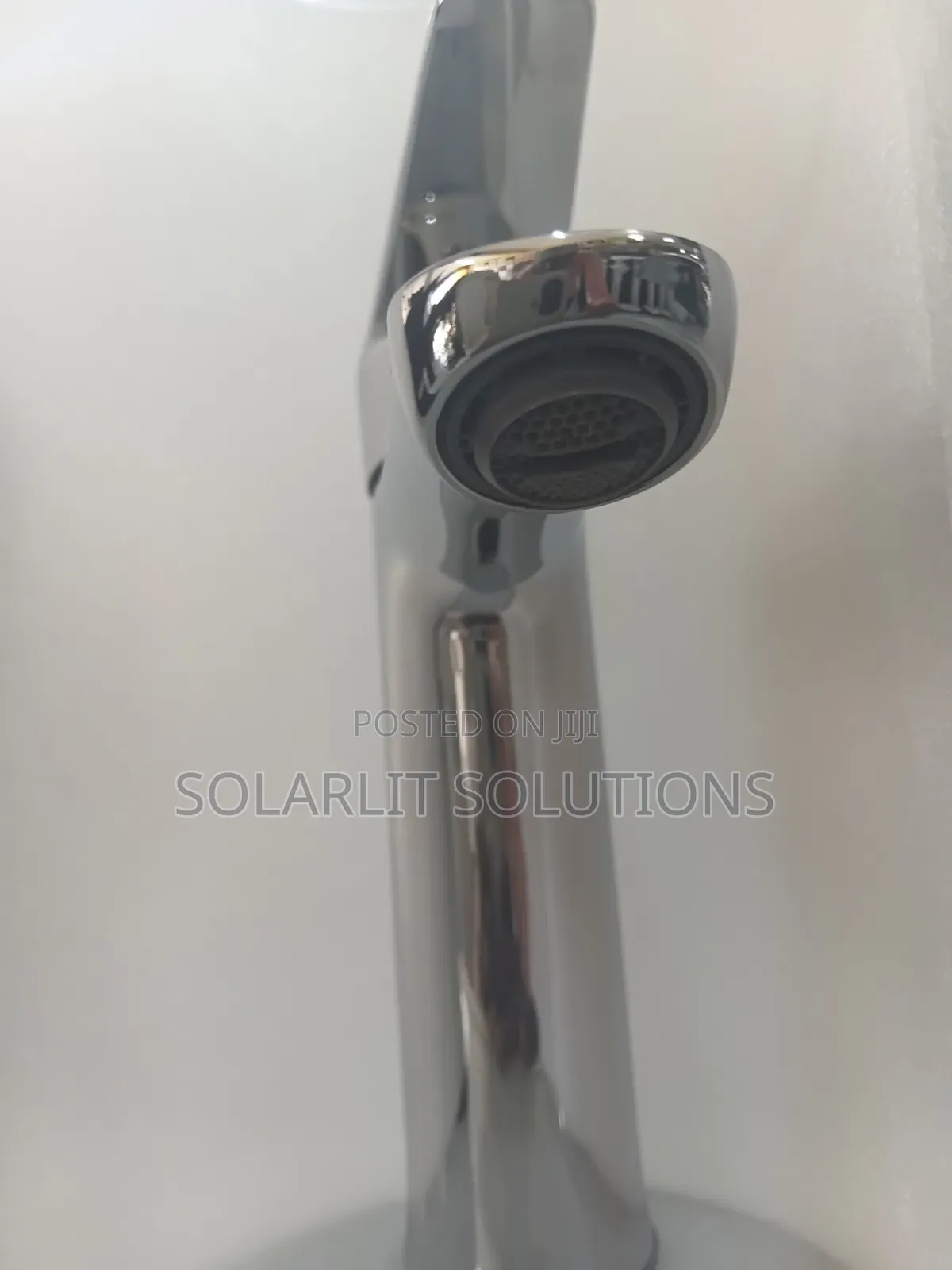 Modern Single-Handle Chrome Mixer Tap for Bathroom Sink