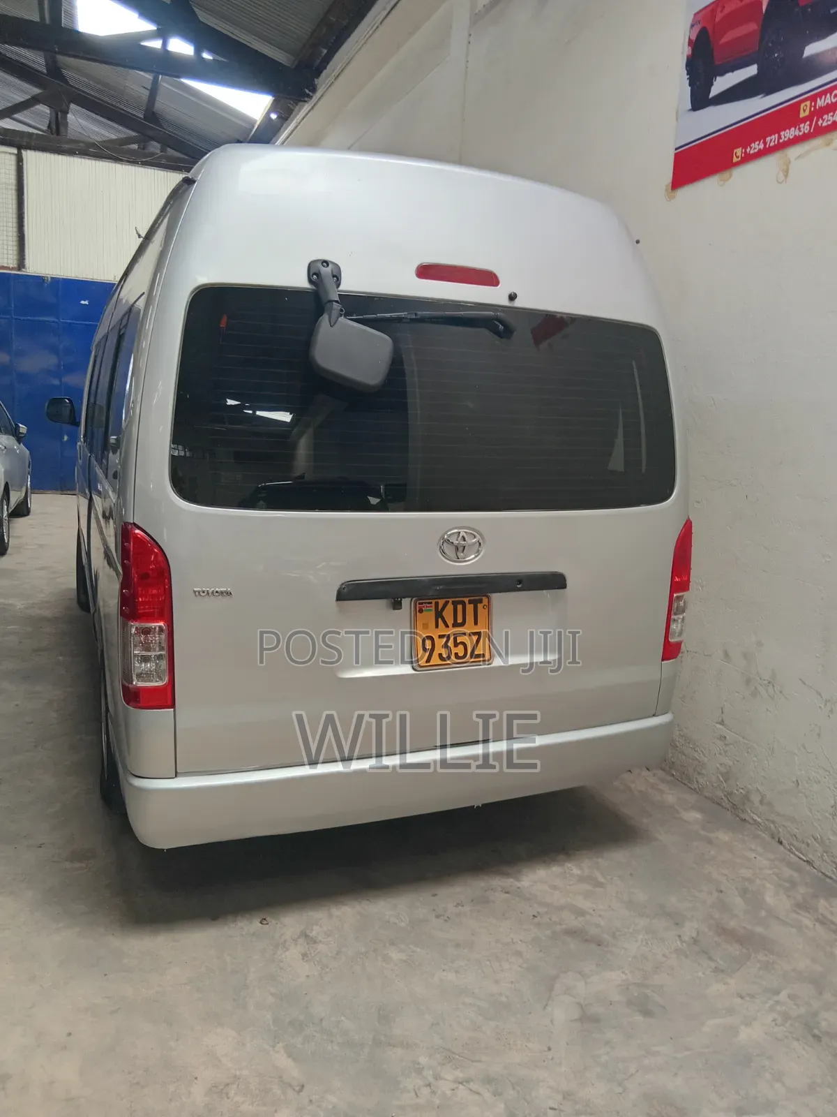 Toyota HiAce 2017 White