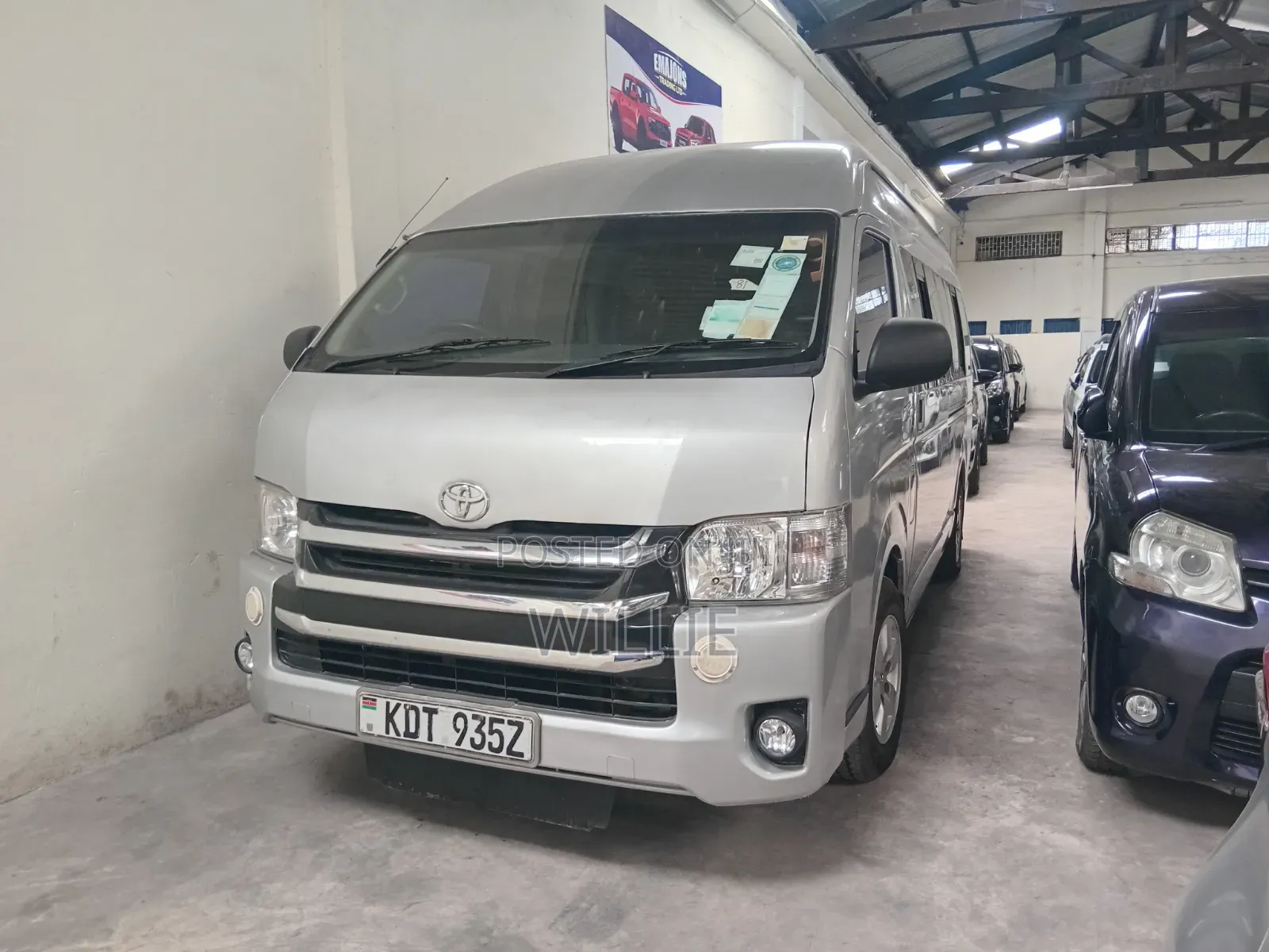 Toyota HiAce 2017 White