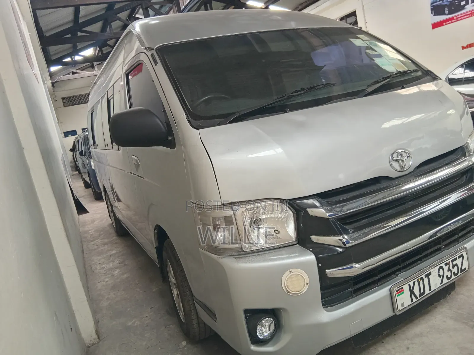 Toyota HiAce 2017 White