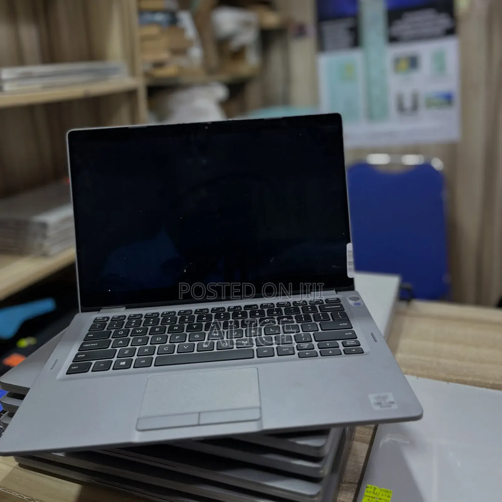 New Laptop Dell Latitude 5310 8GB Intel Core i7 SSD 256GB