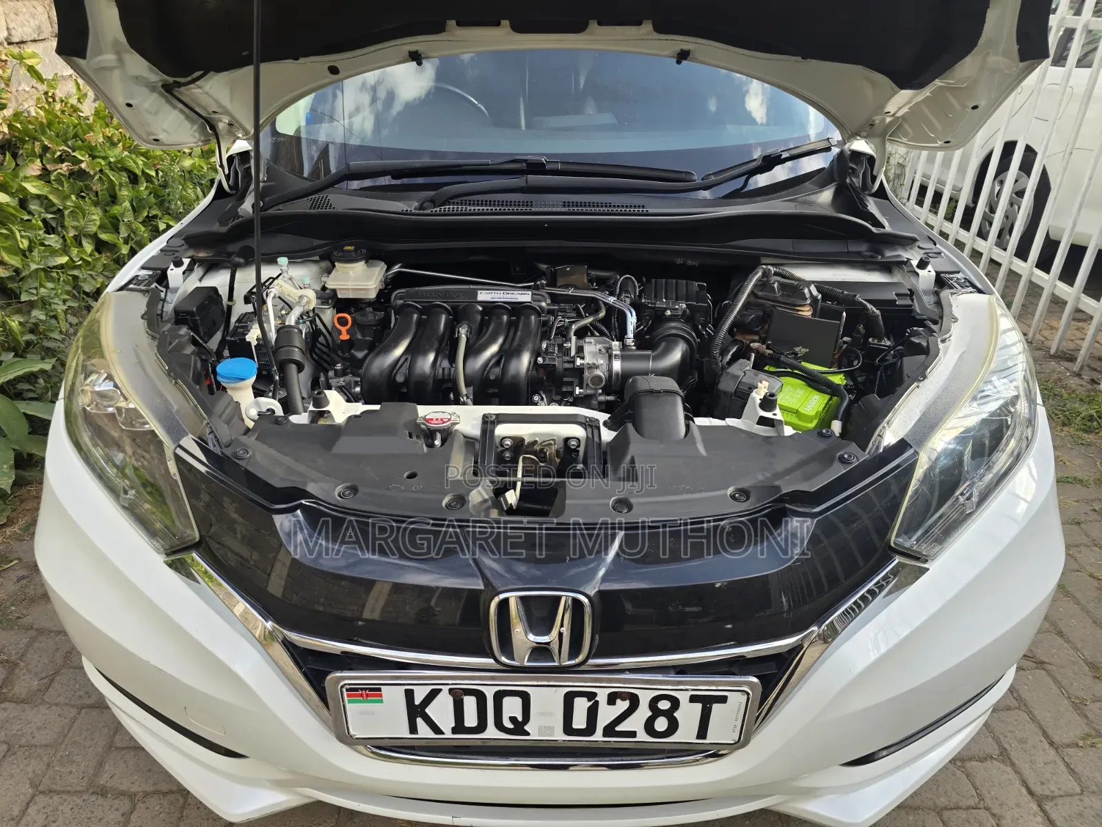 Honda Vezel 2017 White