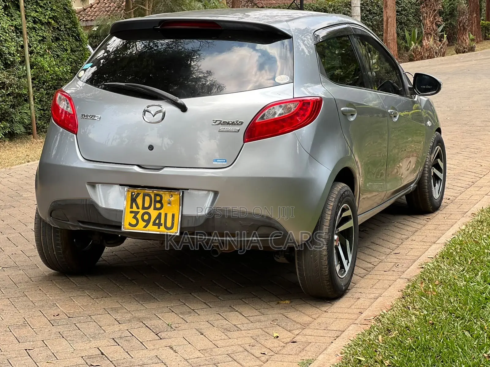 Mazda Demio 2013