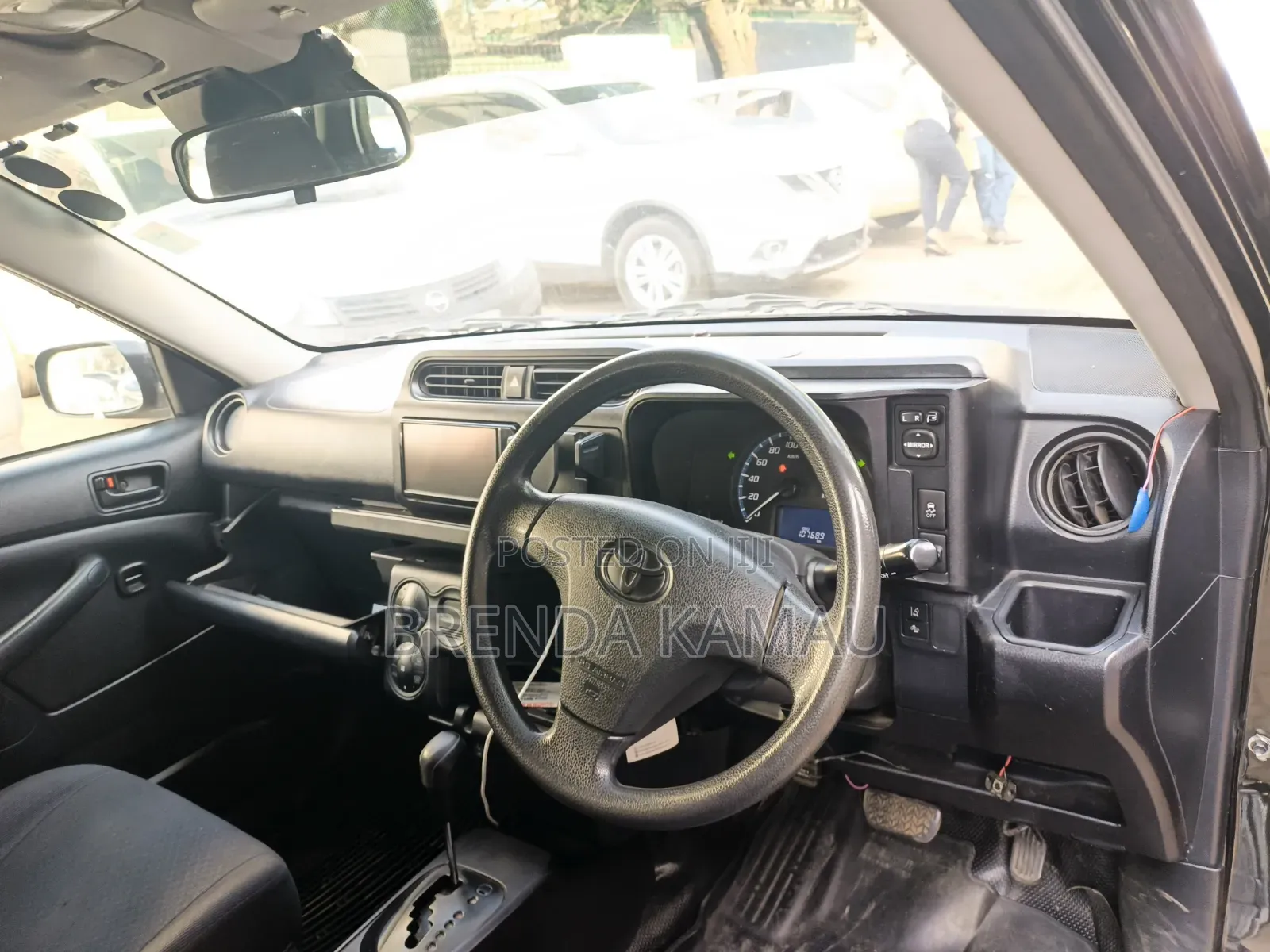 Toyota Probox 1.5 Hybrid DX Comfort 2018 Black