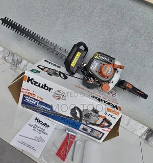 Heavy-Duty 2 Stroke Hedge Trimmer