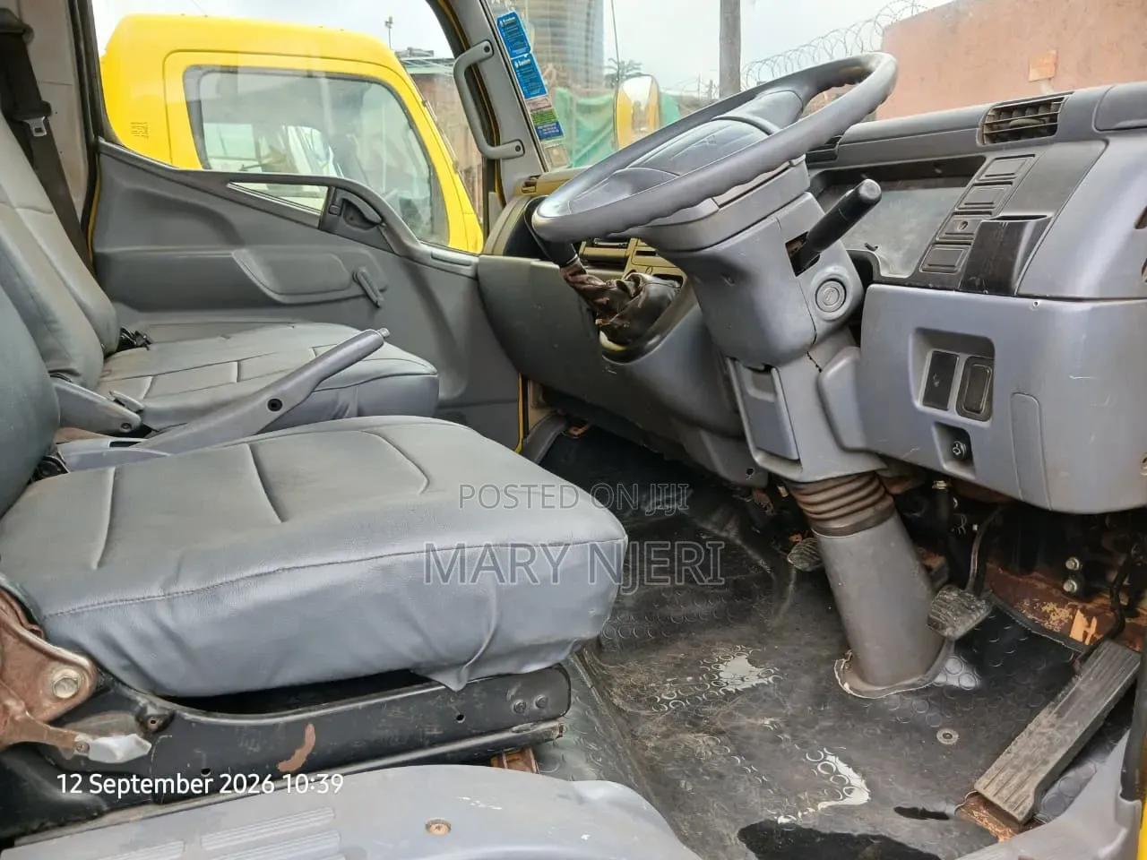 MITSUBISHI CANTER ( Flat Body) TRUCK
