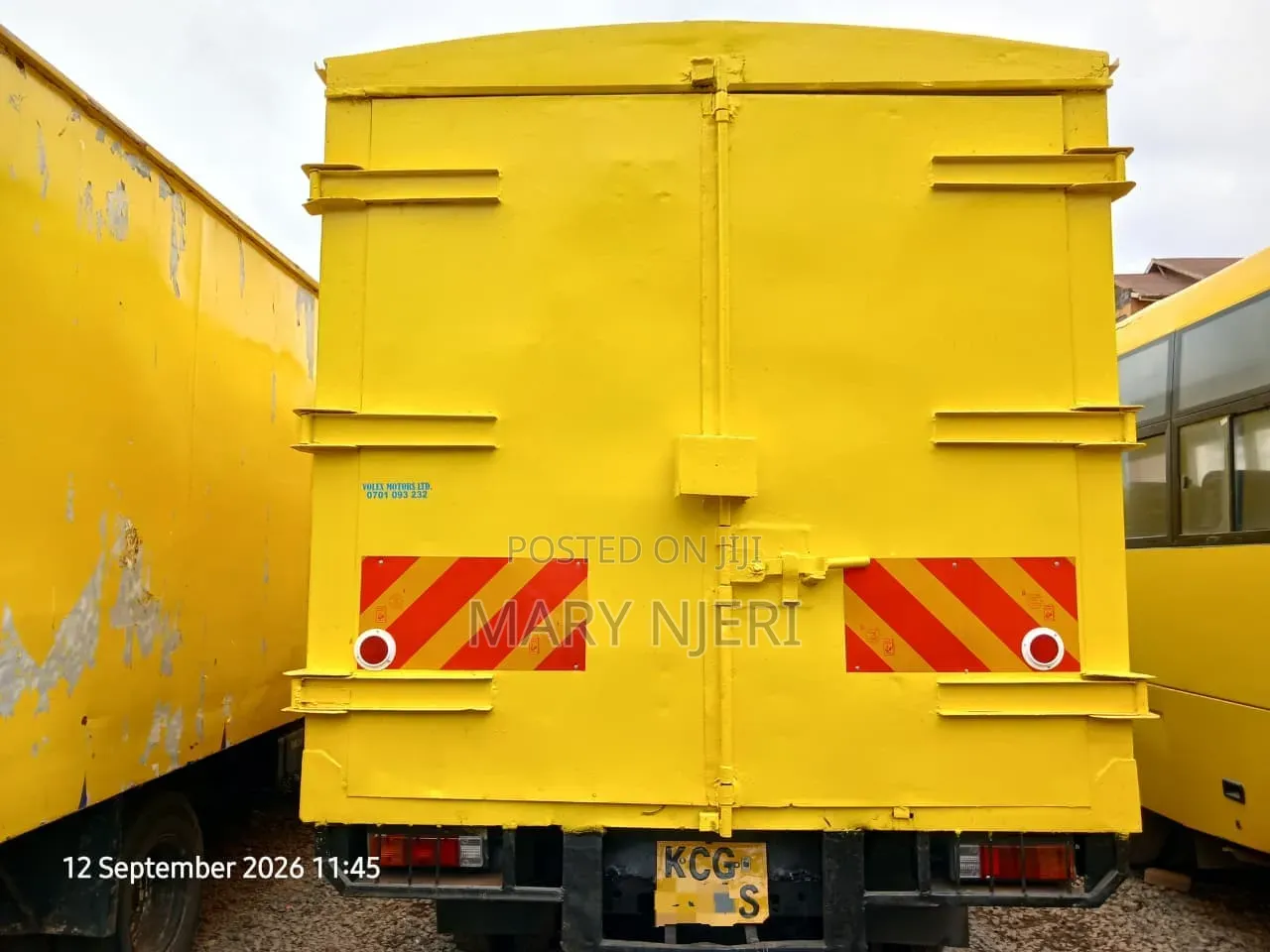 MITSUBISHI CANTER ( Flat Body) TRUCK