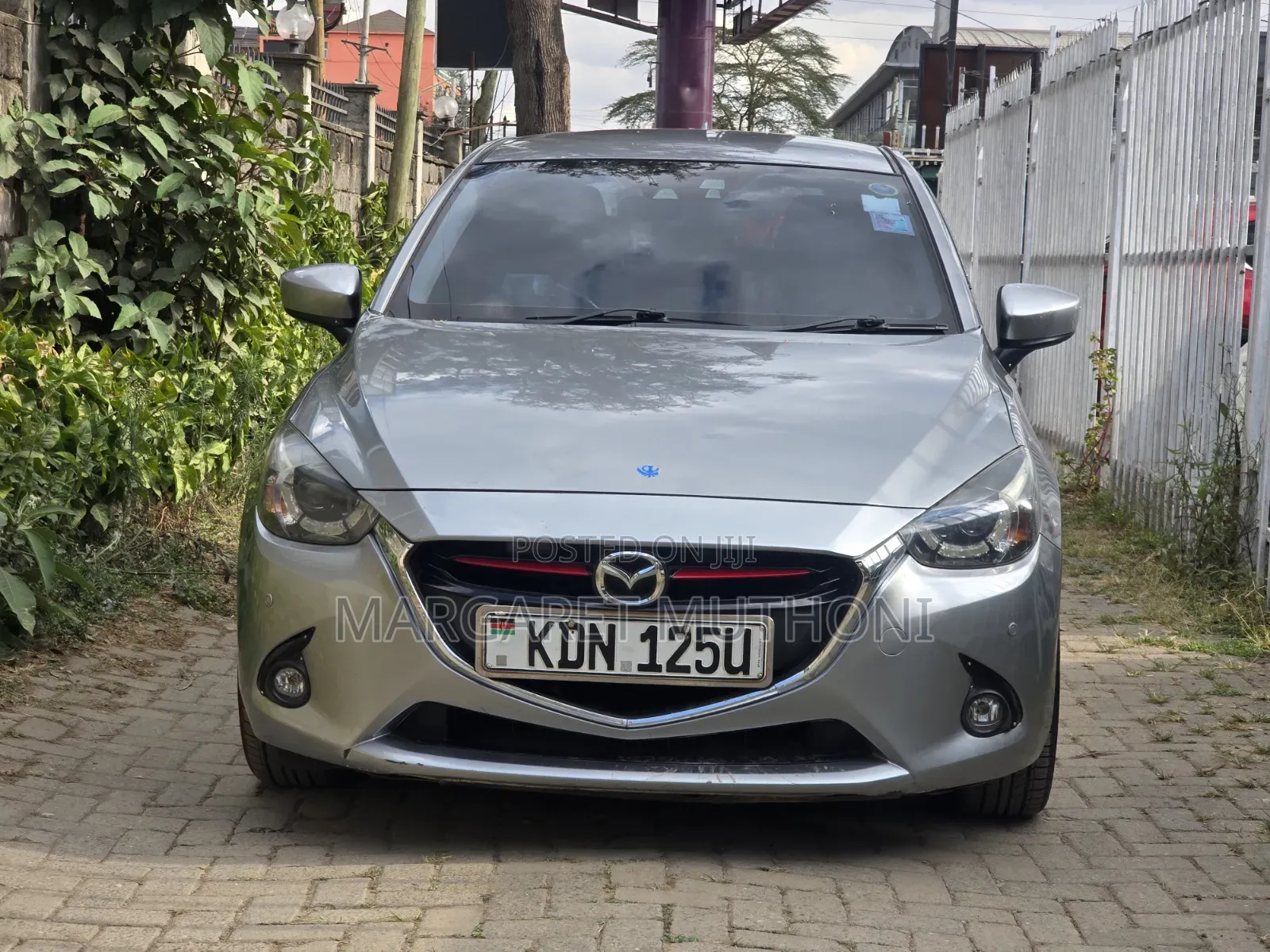 Mazda Demio 2017 Silver
