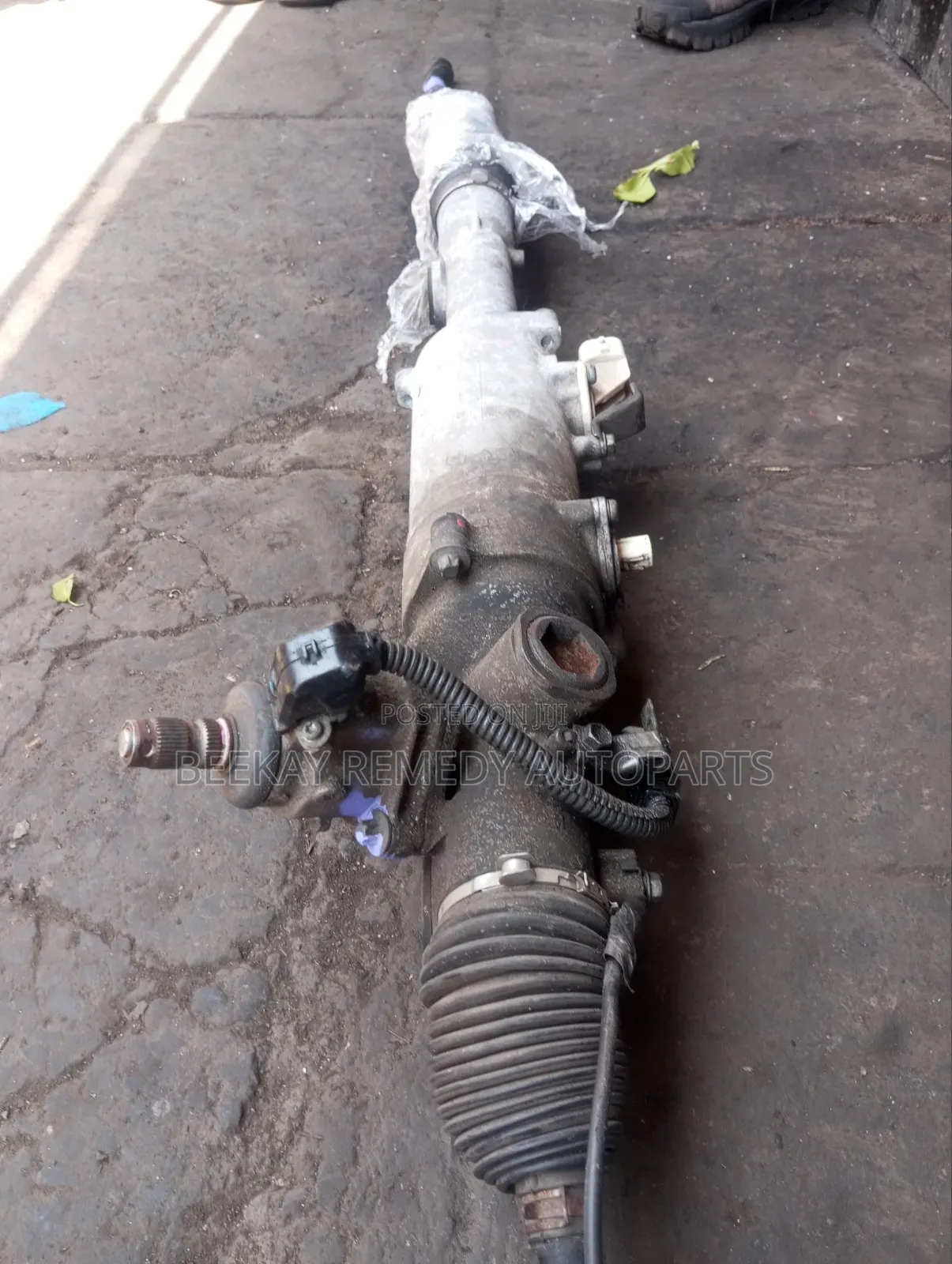 Toyota Mark X Steering Rack 2WD.
