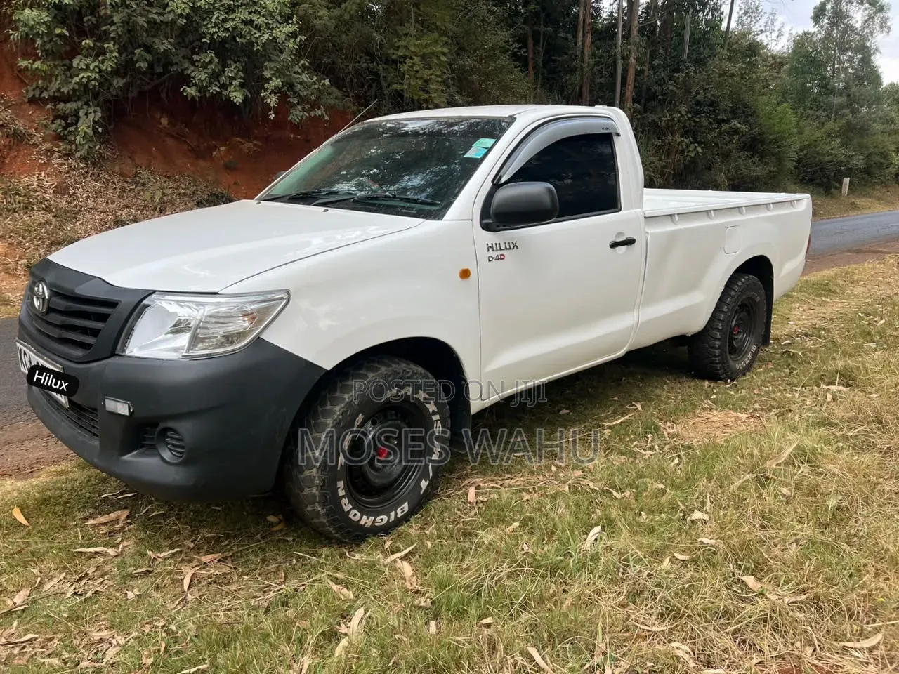 Toyota Hilux WORKMATE 2014 White