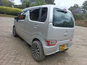 Suzuki Wagon R 2019 Silver