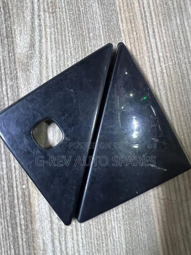Prado 150 Rear Windscreen Finishers - main view